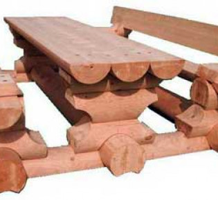 Лиственница или тик: деревянная мебель на даче
