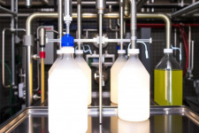 Процесс Производства Сольвента: От Исходных Материалов до Готового Продукта